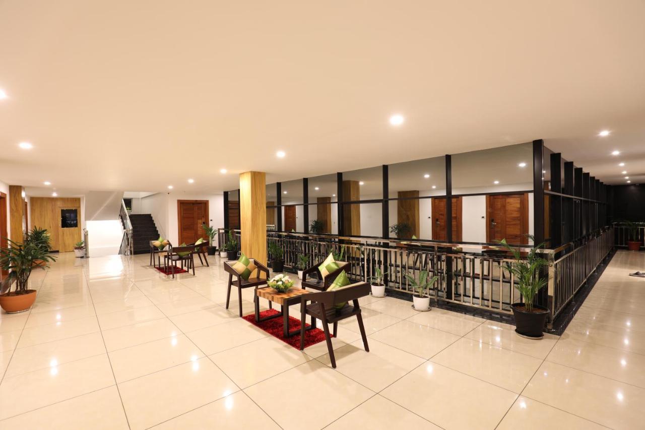Amuse Vista Resorts And Spa Anachal Buitenkant foto