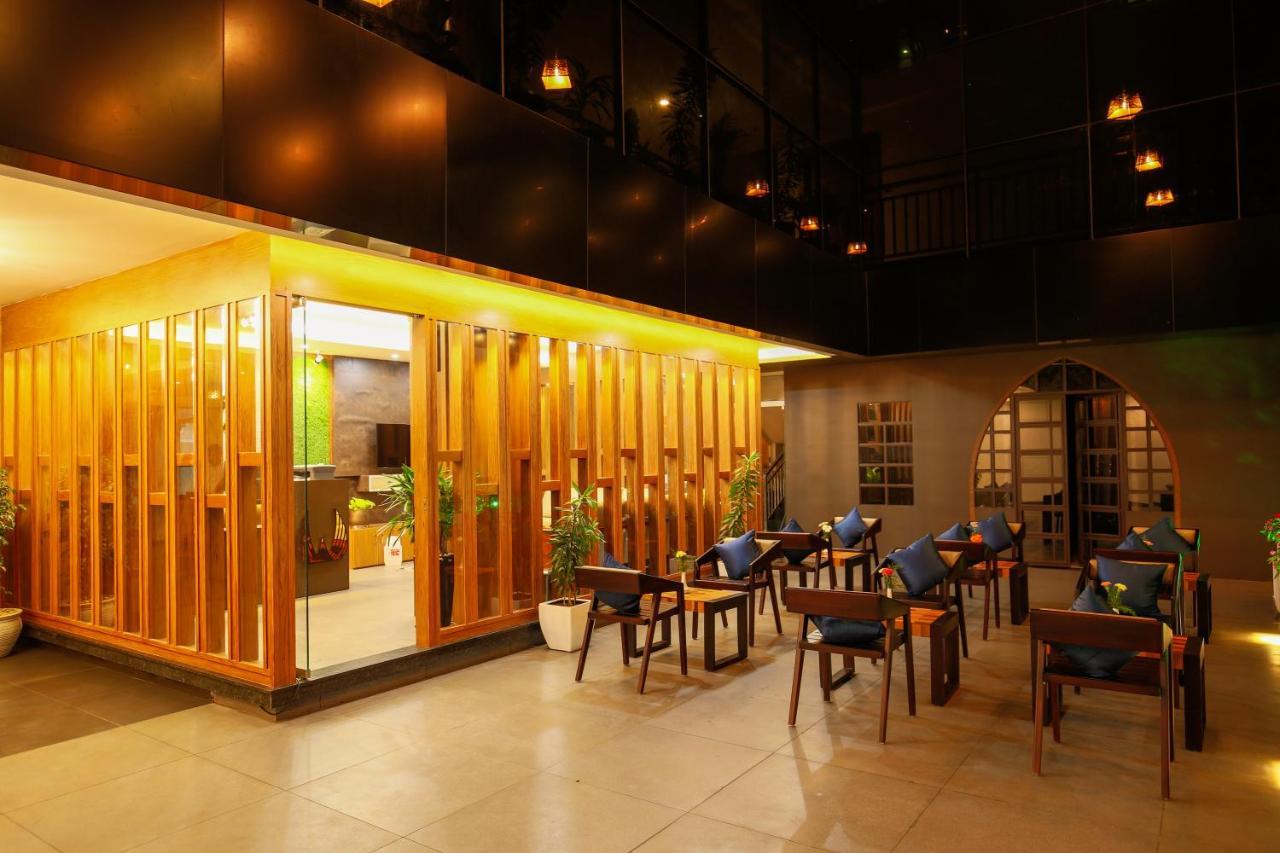 Amuse Vista Resorts And Spa Anachal Buitenkant foto